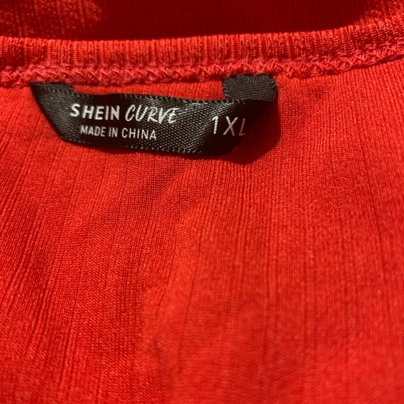 Red Button-Front Ribbed Top - NWOT - Picture 7 of 8